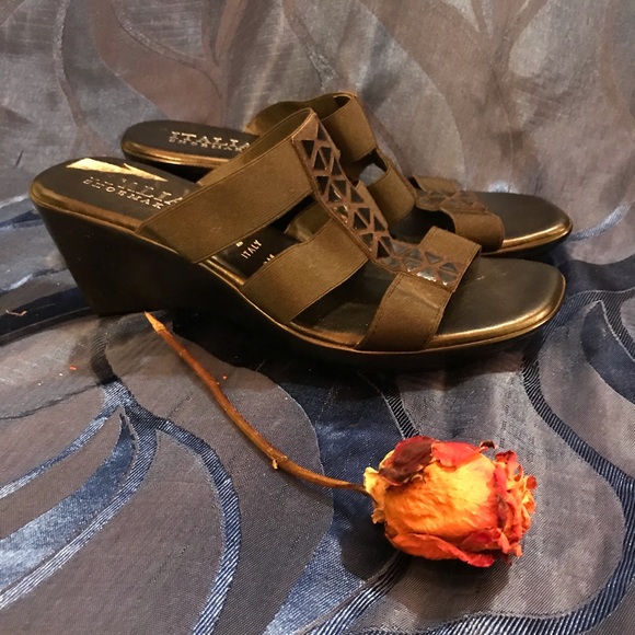 Ladies Strappy Black Comfort Sandals Made in Italy - Picture 2 of 4